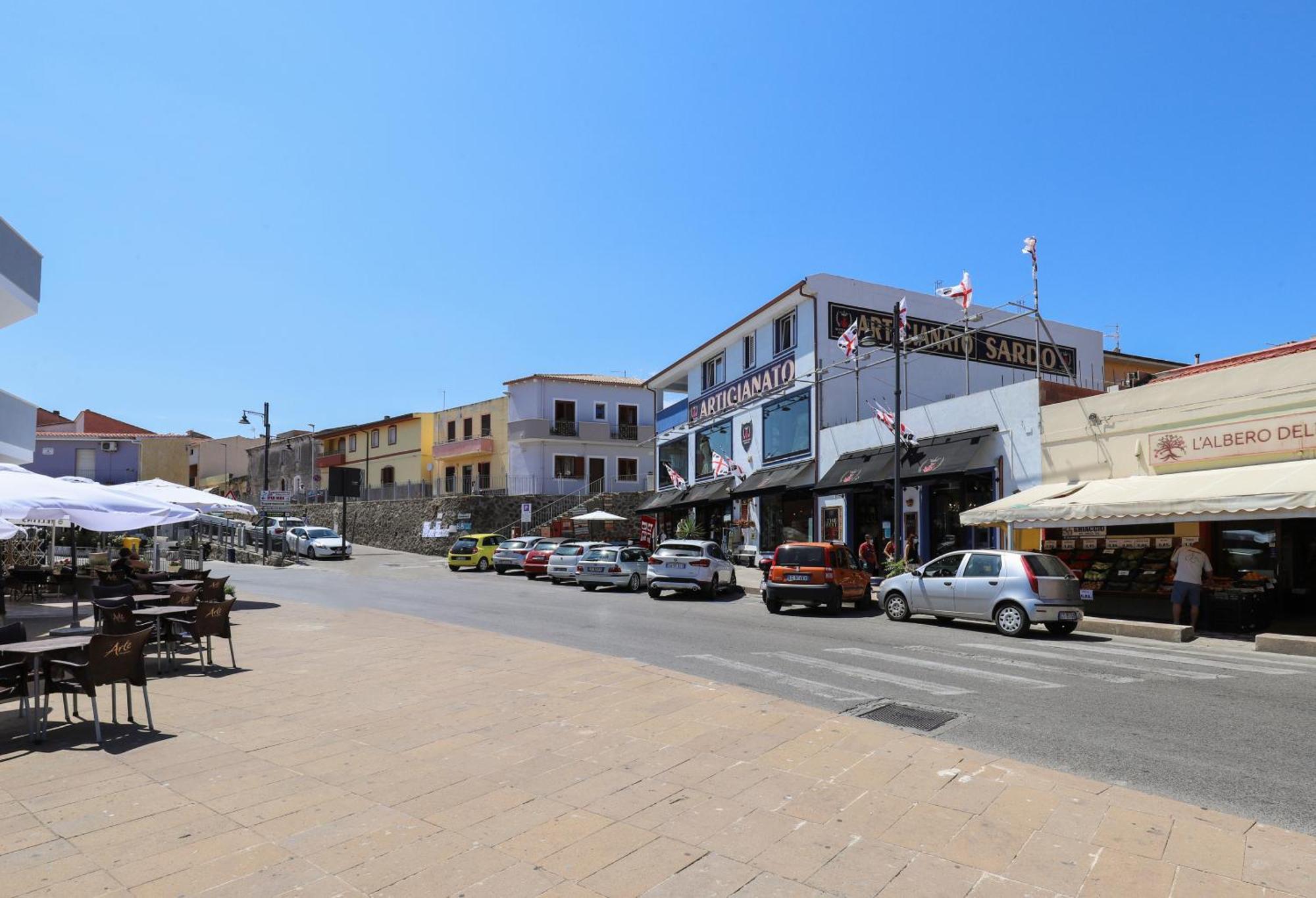 The Square Castelsardo Hotel Exterior photo