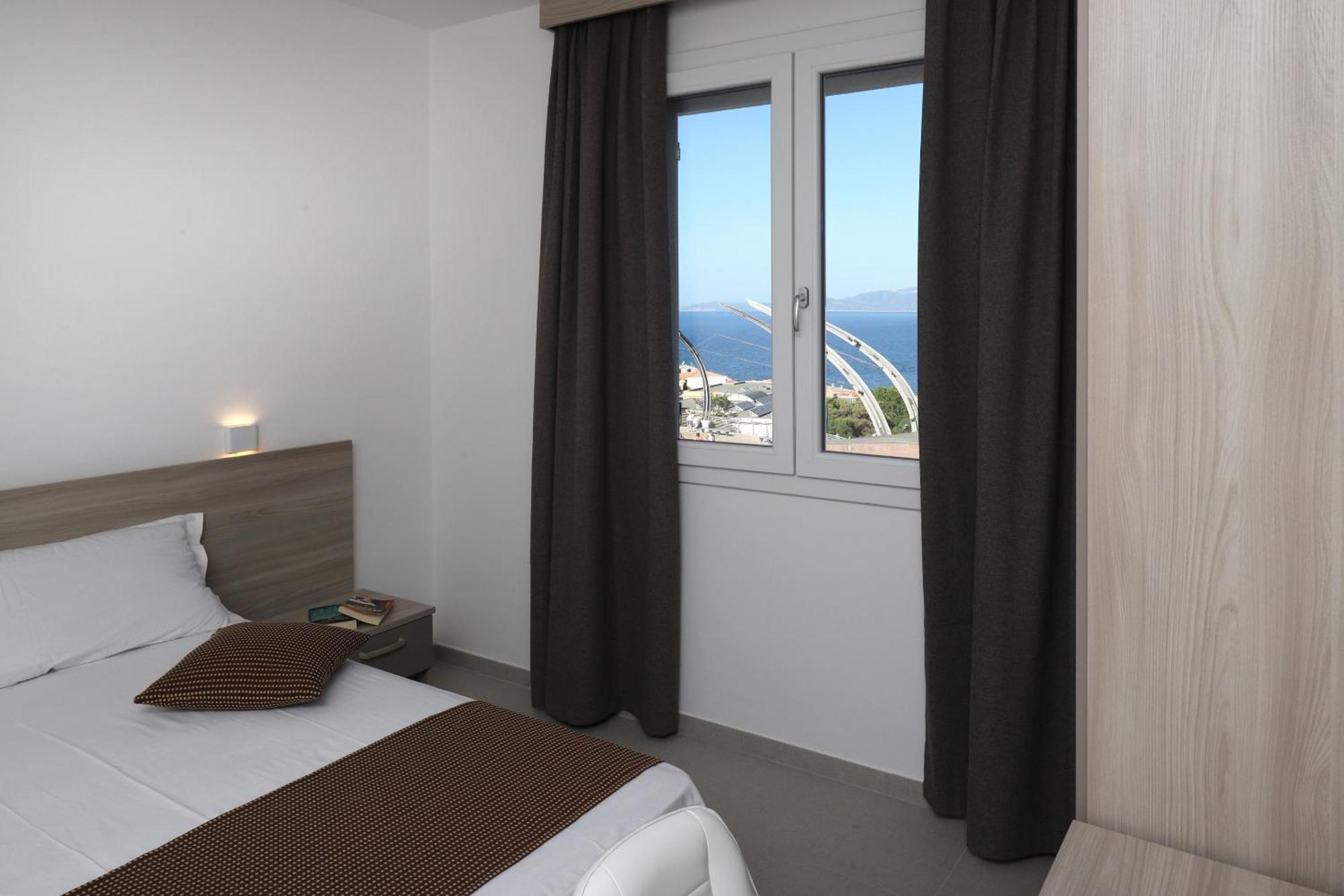 The Square Castelsardo Hotel Exterior photo